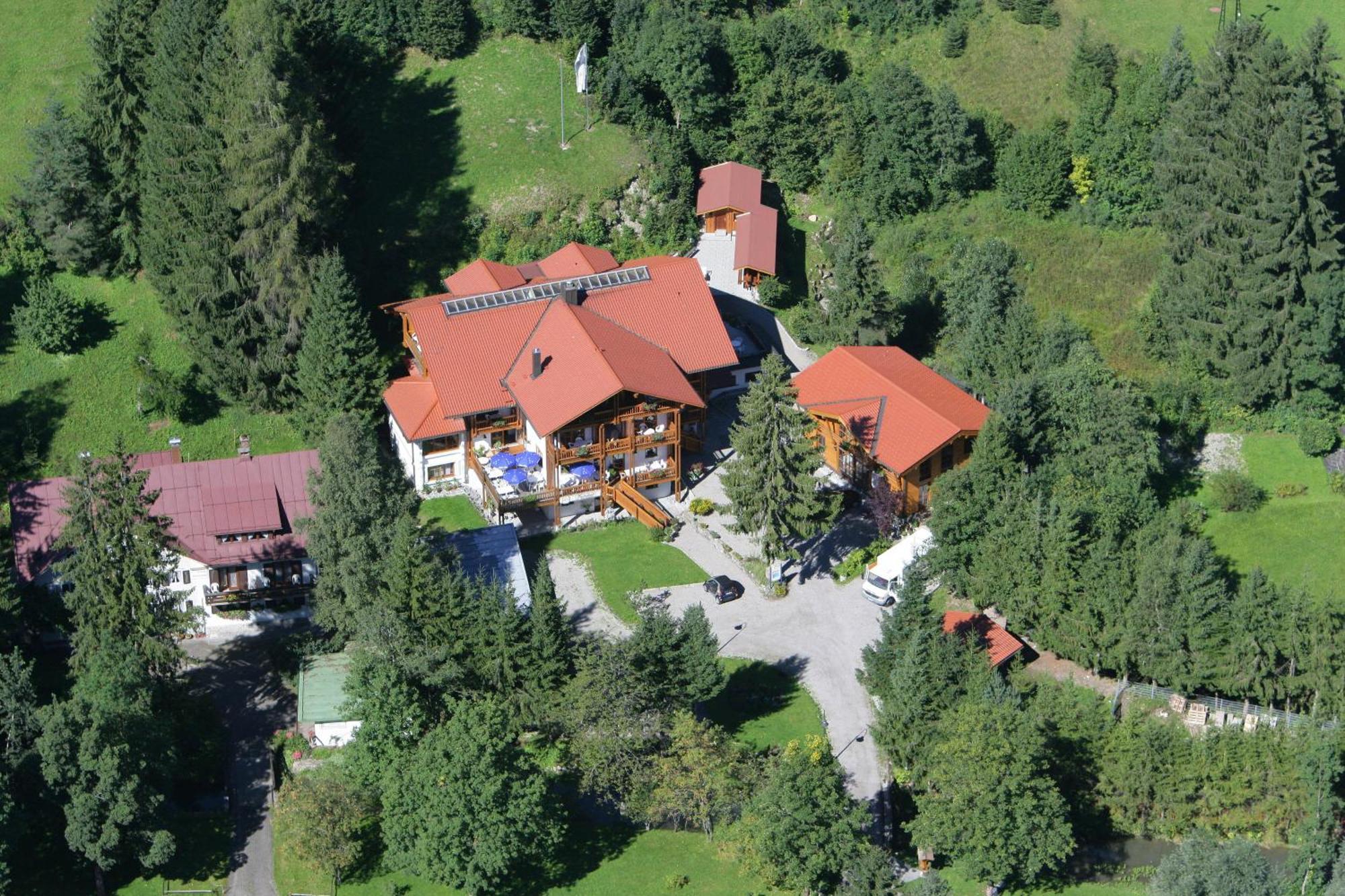 Hotel Und Apartements Im Forellenbach Fischen im Allgaeu Esterno foto